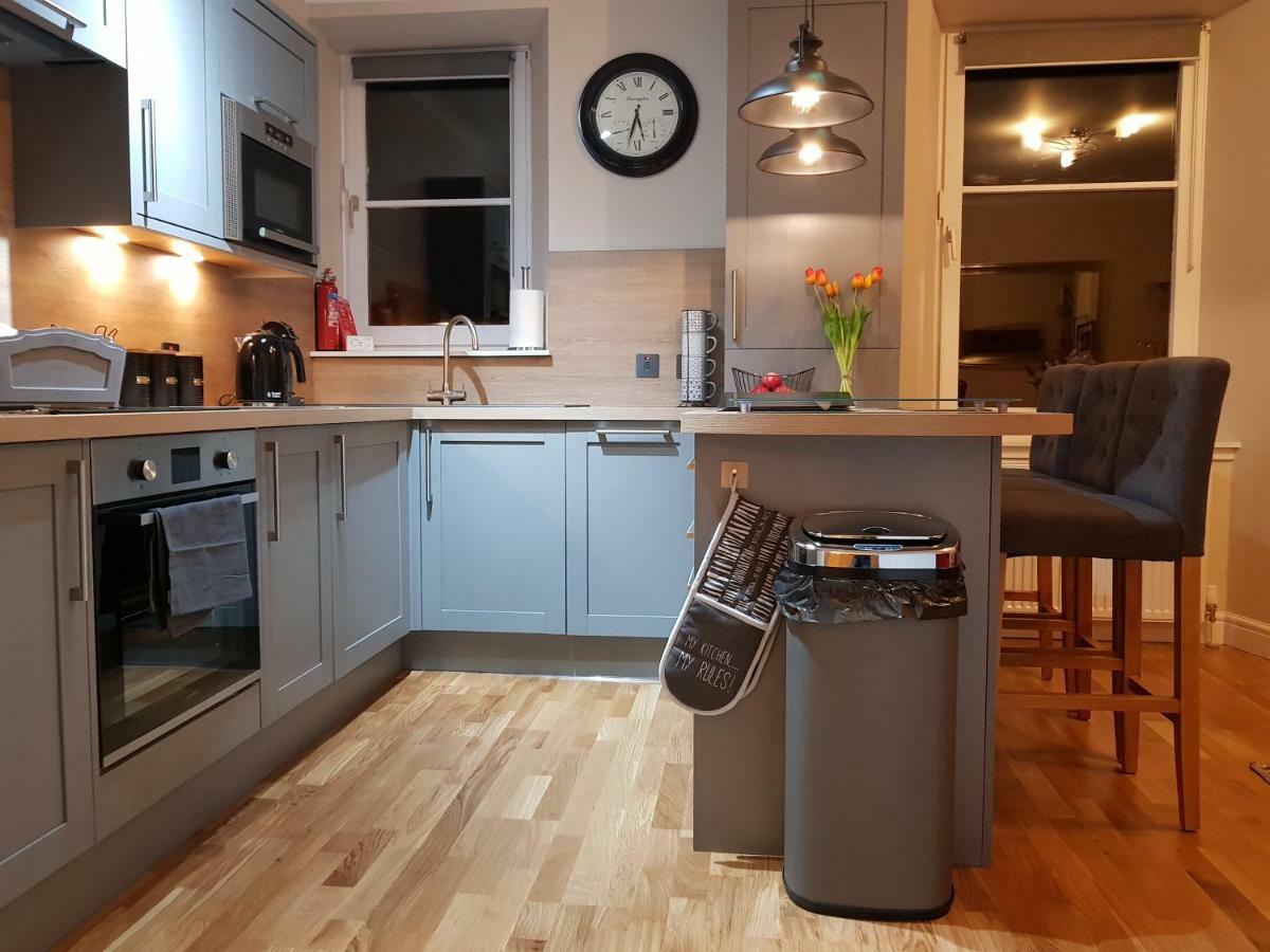 Smart & Cozy Holiday Apartment In The City Centre Inverness Exterior photo