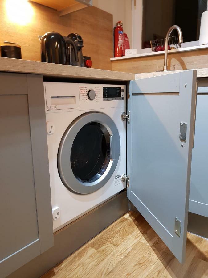 Smart & Cozy Holiday Apartment In The City Centre Inverness Exterior photo
